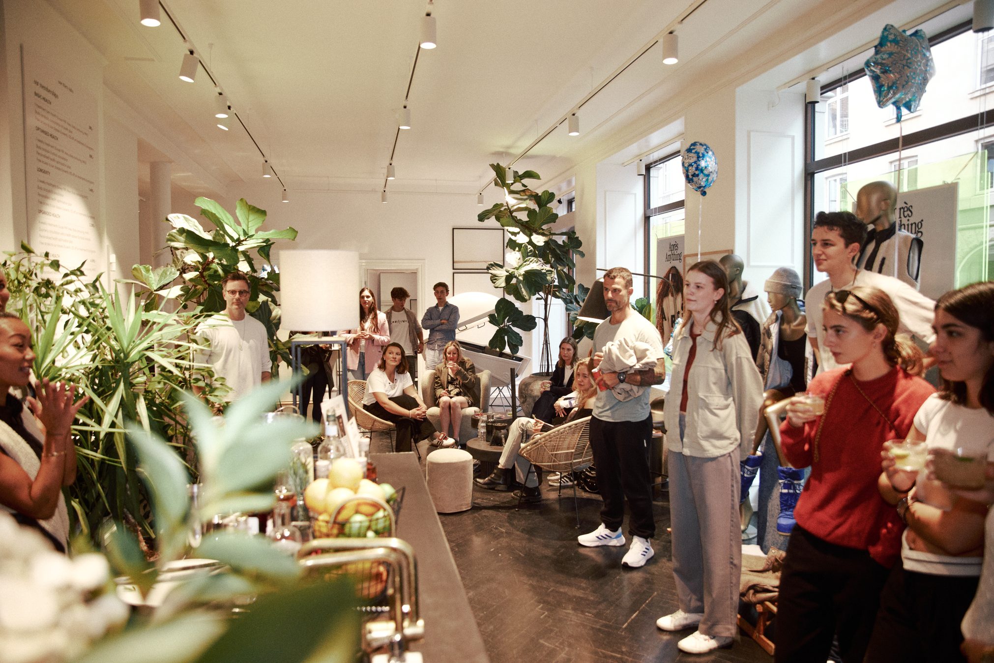 Premium Access guests mingling at a Copenhagen Health Week community event